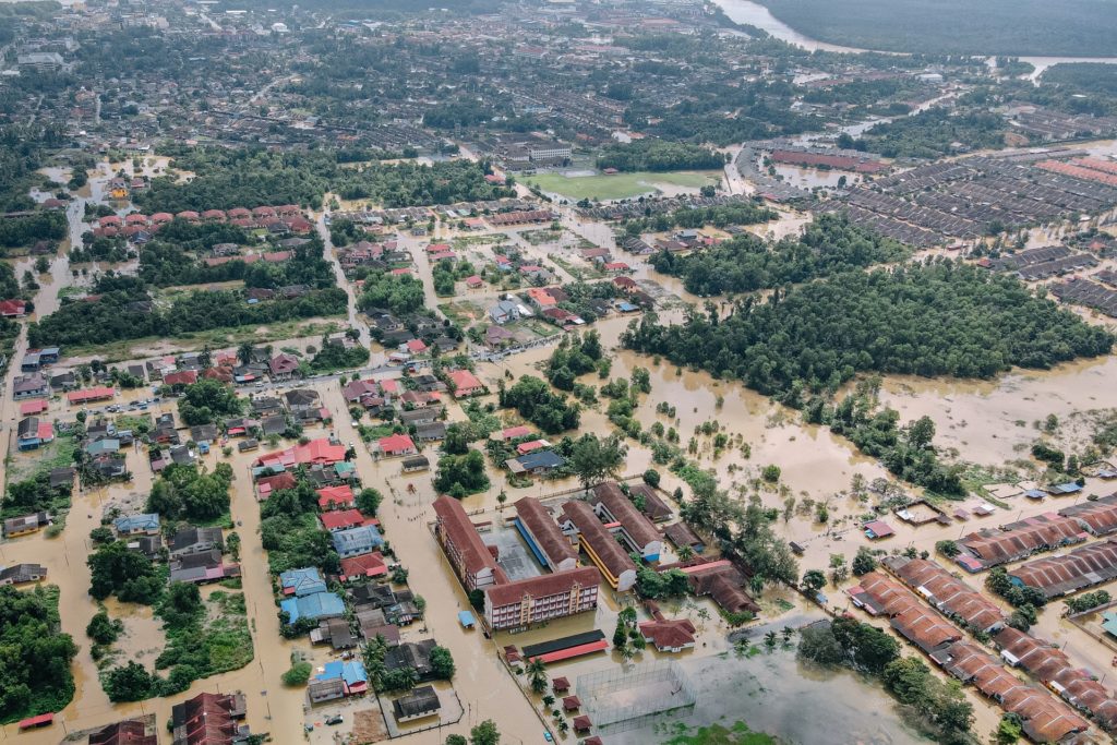 Hochwasser, Überschwemmung, Naturkatastrophe, Steuererklärung