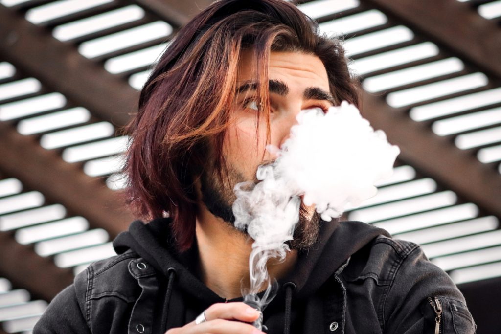 Dampfen wird teurer: Tabaksteuer auf E-Zigaretten
